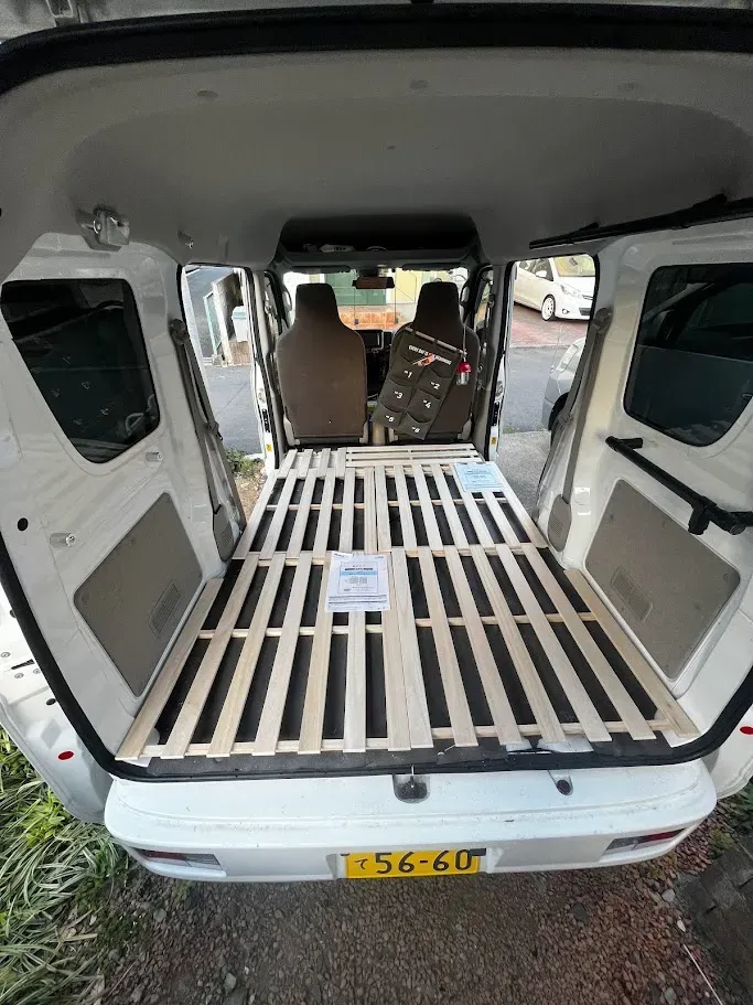 軽バン 車中泊 すのこ