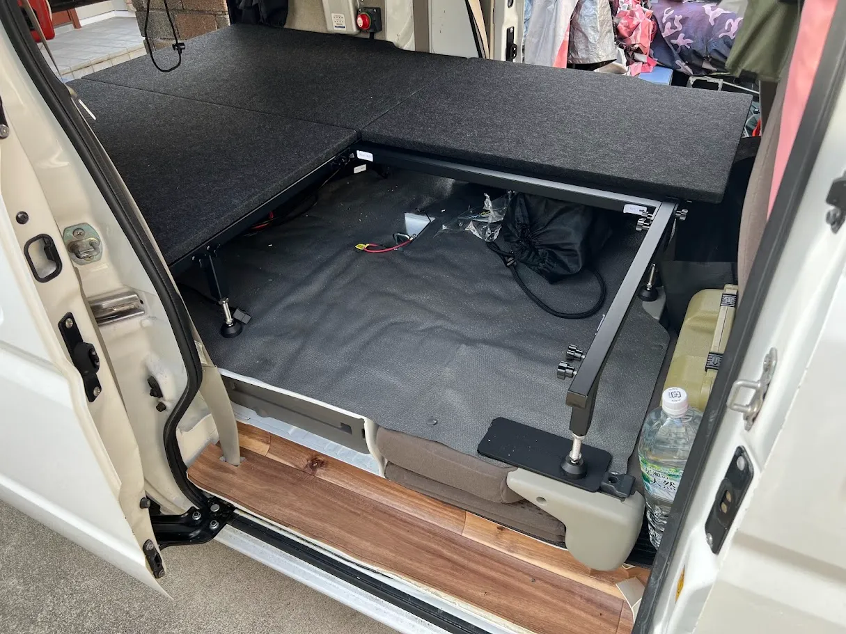 軽バン ベッド下収納 車中泊 DIY 収納スペース